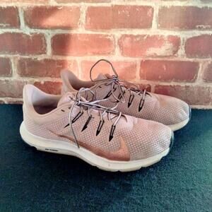 Nike Shoes Womens size US 10 pink shoes Quest c13803-200 Running Trail